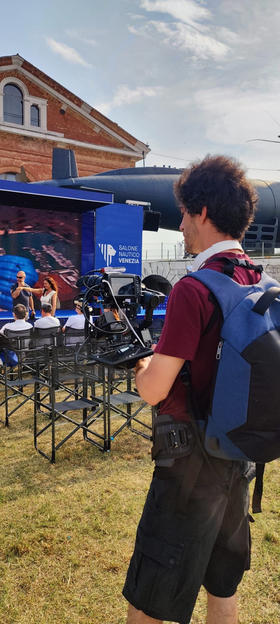 Flavio Brunelli videomaker professionista a Venezia con camera cinematografica